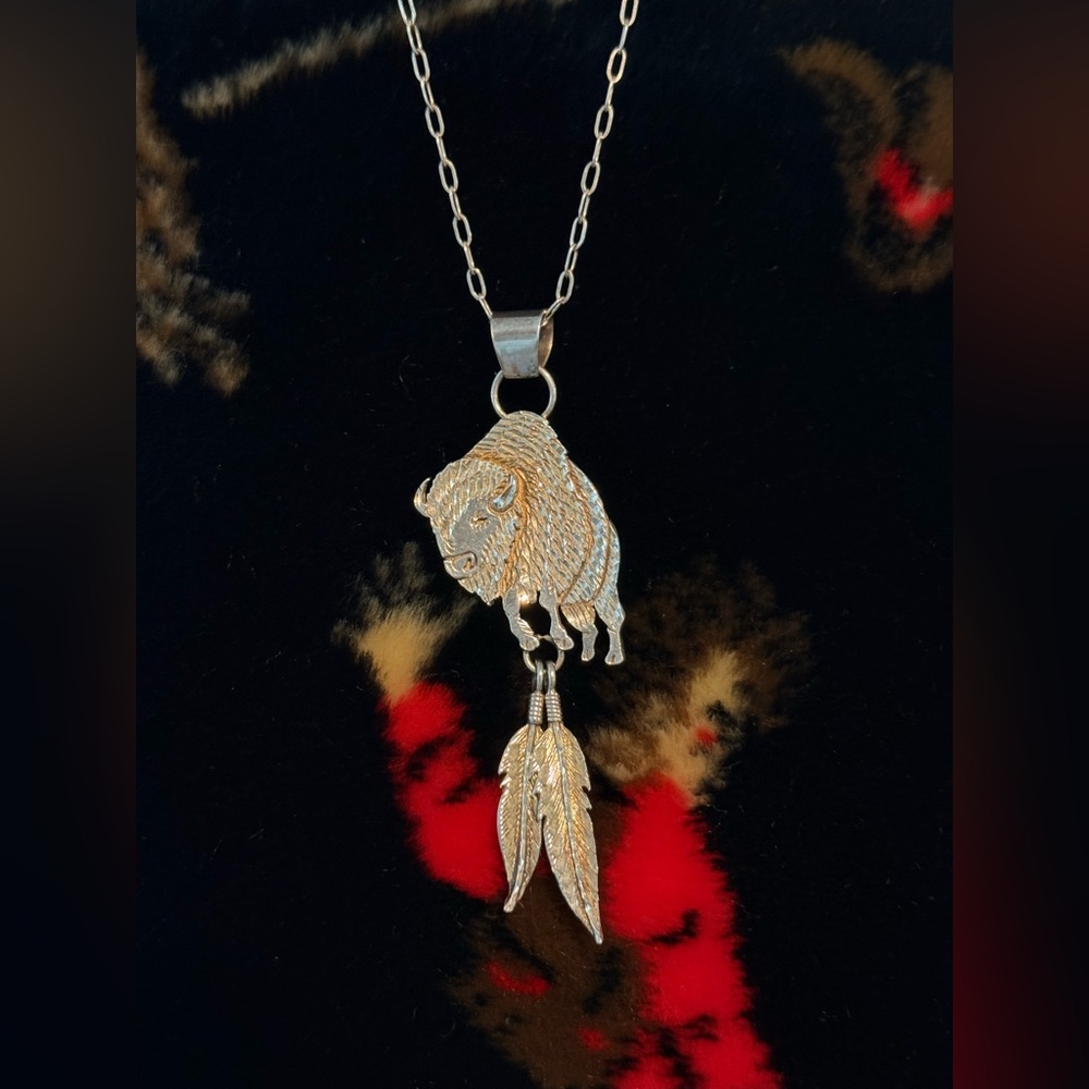 Vintage Estate 1970’s Sterling Navajo Buffalo Pendant Necklace